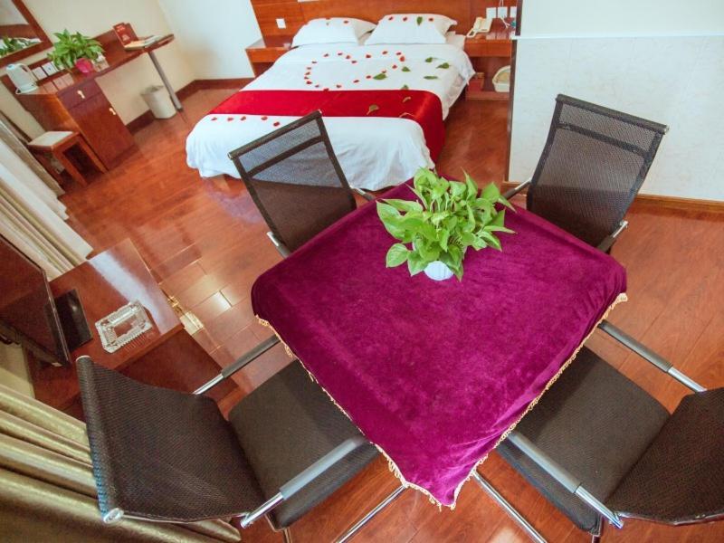 Greentree Inn Hebei Zhangjiakou Zhangbei Caoyuantian Rd Zhangku Avenue Express Hotel المظهر الخارجي الصورة